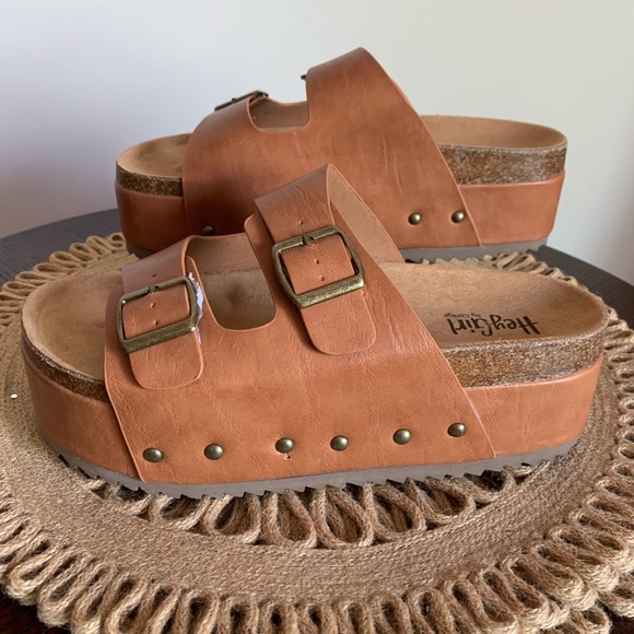 Corkys Wannabe Women’s 2” Platform Sandal - Picture 1 of 4